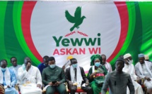 Yewwi Askan wi accuse Macky SALL de "Haute trahison"