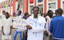 DAKAR: Grosse colère et grande marche contre la dernière caricature CHARLIE HEBDO