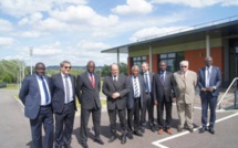 FRANCE: Mansour FAYE à l’usine de depollution de Léry.