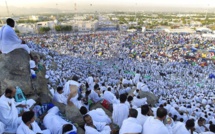 Les musulmans sur le Mont Arafat, étape phare du pèlerinage