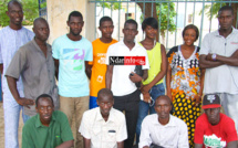 ANDANDO DEFAR NDAR : Plusieurs jeunes du mouvement quittent la barque.