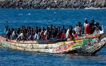 2025 : le premier convoi de migrants arrive à Tenerife avec deux corps à bord