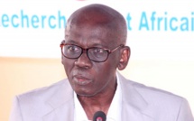 Mamoussé Diagne décrit la culture comme soubassement du développement.